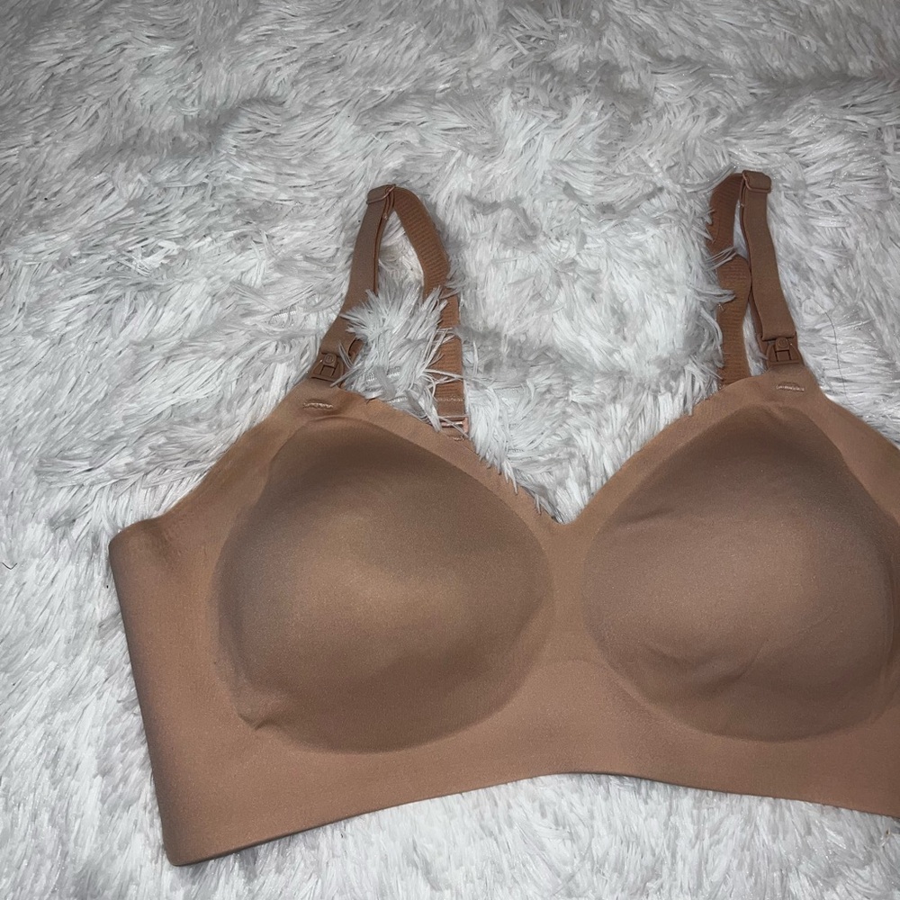 Mom Cozy Nude Breastfeeding and Nursing Bra size 3XL